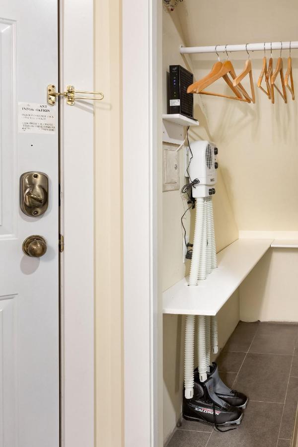 Renovated & Spacious 1Bed/2Bath Whistler Village 외부 사진